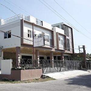 Manuela'S Suites
